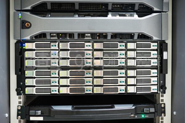 網絡服務器與云計算裝備技術服務 構建數字化未來的核心支撐